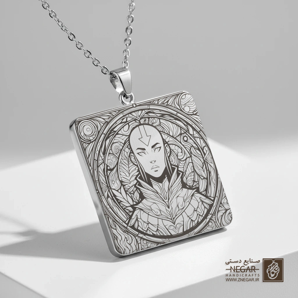 گردنبند طرح پرتره آنگ آخرین بادافزار (حکاکی لیزری فایبر، مدل قاب مربع) کد 500151
