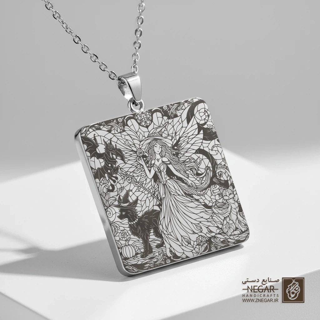 گردنبند طرح پری و گرگینه در قاب (حکاکی لیزری فایبر، مدل قاب مربع) کد 501148