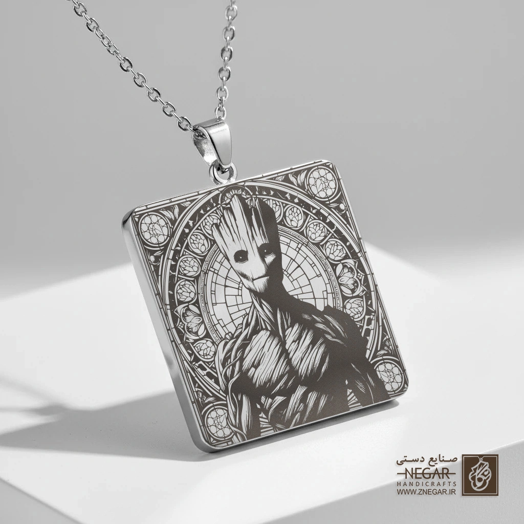 گردنبند طرح تنه درخت گروت (هنری) (حکاکی لیزری فایبر، مدل قاب مربع) کد 501573
