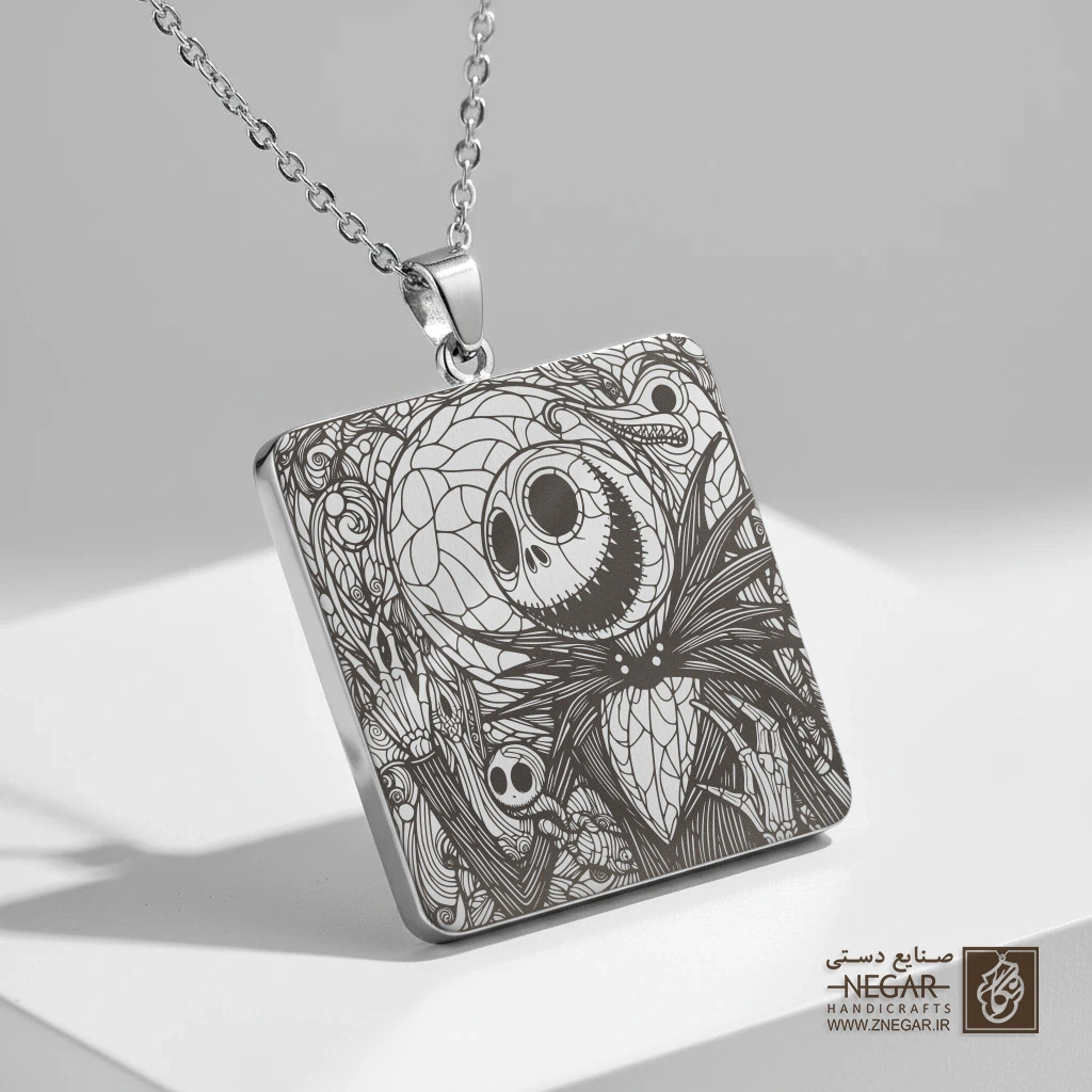 گردنبند طرح چهره جک اسکلینگتون ماندالایی (حکاکی لیزری فایبر، مدل قاب مربع) کد 501662