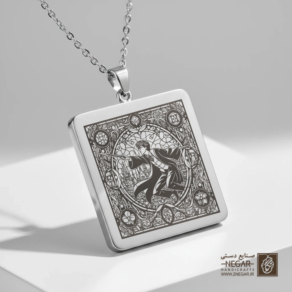 گردنبند طرح هری پاتر در حال پرواز (حکاکی لیزری فایبر، مدل قاب مربع) کد 501795