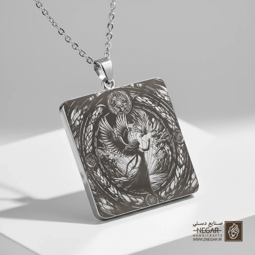 گردنبند طرح پرنده و شعله (حماسی) (حکاکی لیزری فایبر، مدل قاب مربع) کد 501903