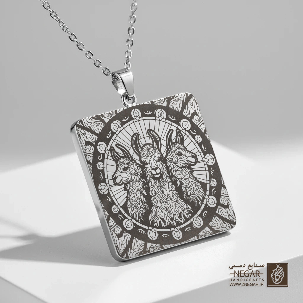 گردنبند طرح سه سگ لابرادور (گروهی) (حکاکی لیزری فایبر، مدل قاب مربع) کد 502080