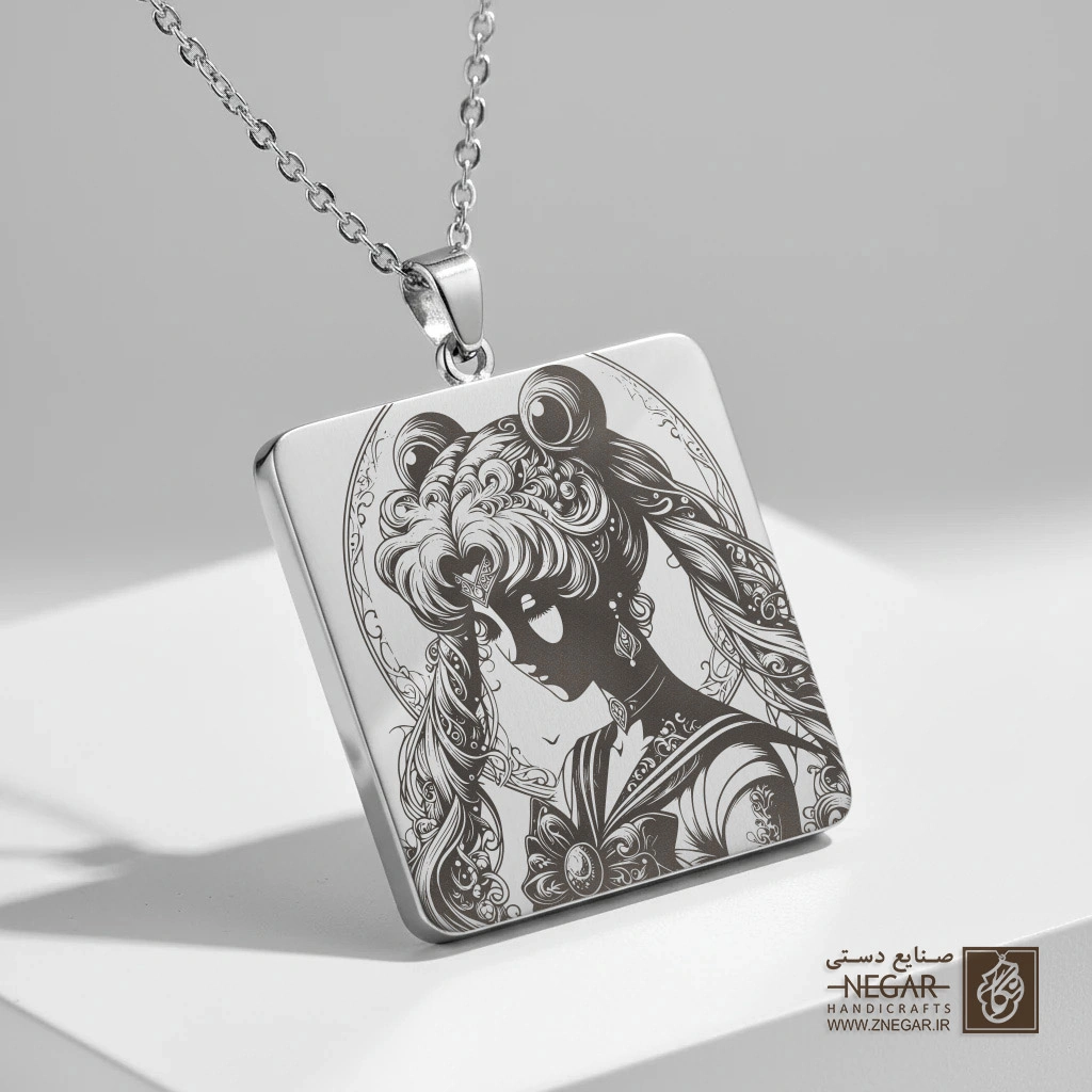 گردنبند طرح سیلور مون - قاب دکوراتیو (حکاکی لیزری فایبر، مدل قاب مربع) کد 502907
