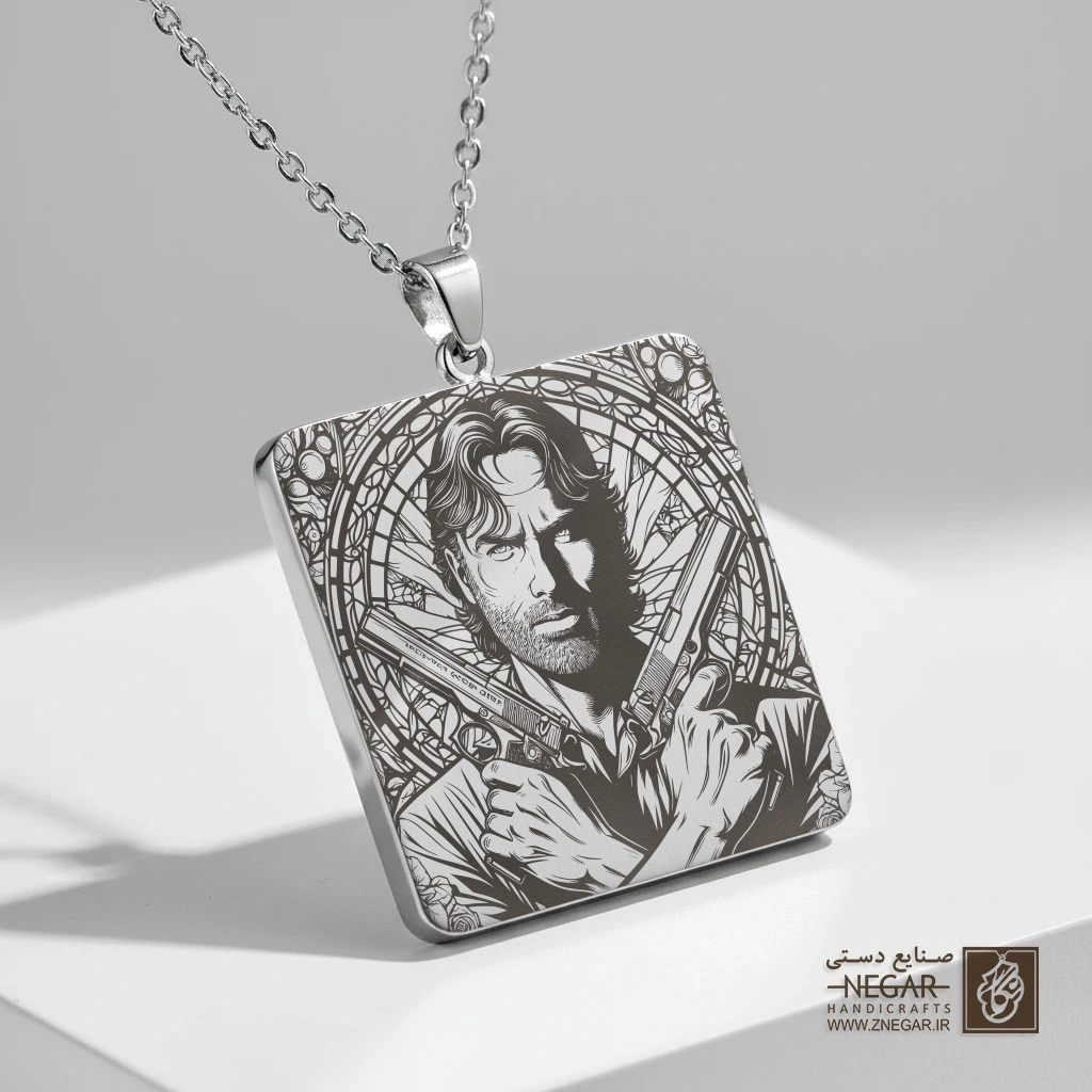 گردنبند طرح ریک با دو اسلحه در قاب هنری (حکاکی لیزری فایبر، مدل قاب مربع) کد 503708