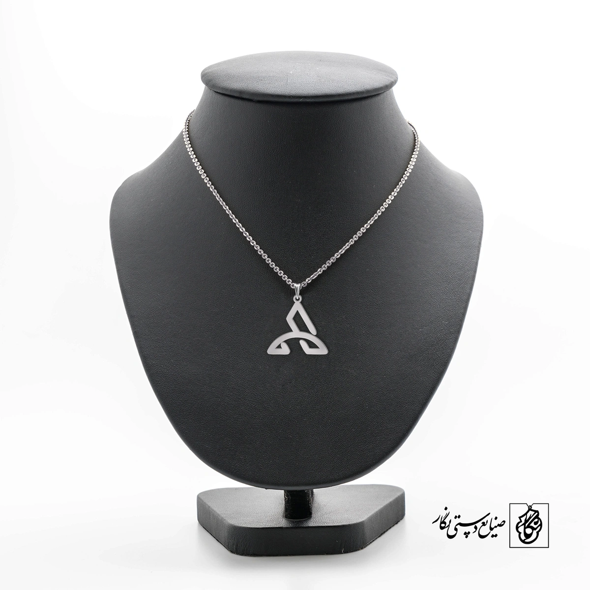 پلاک حرف a کد 3984