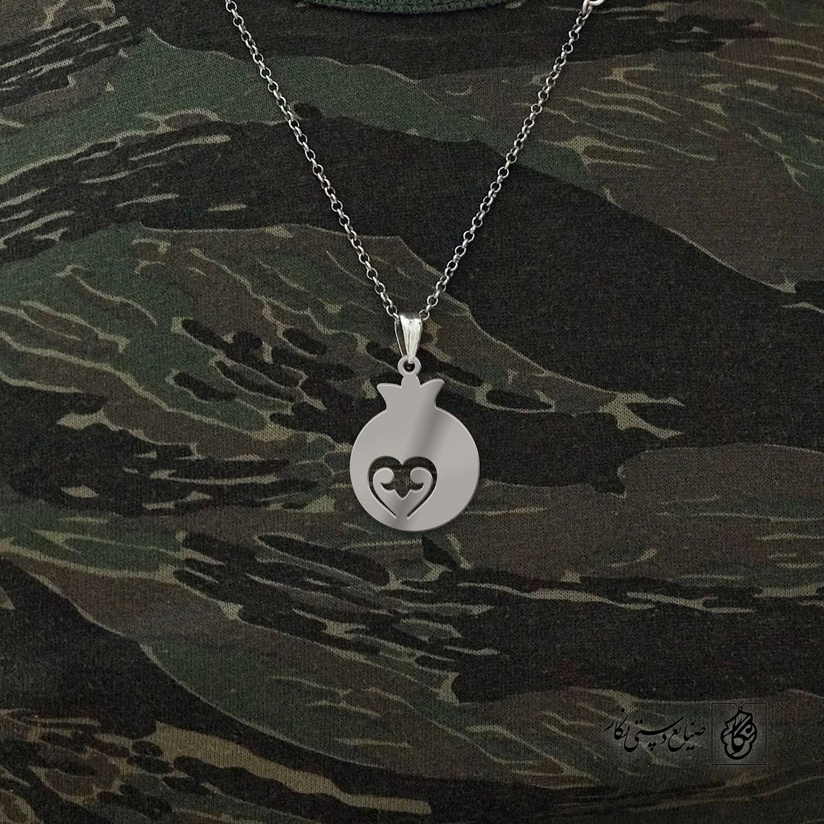 پلاک حرف m کد 4024