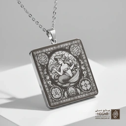 گردنبند طرح پری دریایی در قاب دایره (حکاکی لیزری فایبر، مدل قاب مربع) کد 500097