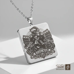 گردنبند طرح لوگوی رسمی دنور برانکوز (حکاکی لیزری فایبر، مدل قاب مربع) کد 500924