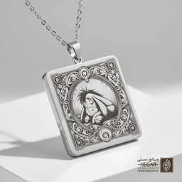 گردنبند طرح ایور در قاب اسلیمی (حکاکی لیزری فایبر، مدل قاب مربع) کد 501077