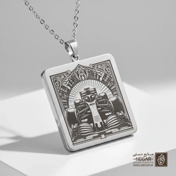 گردنبند طرح ماشین فرمول یک (F) (حکاکی لیزری فایبر، مدل قاب مربع) کد 501105