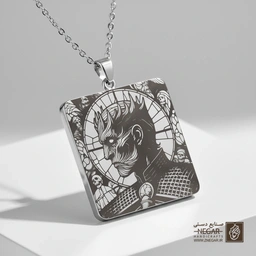 گردنبند طرح پادشاه شب در قاب یخ (حکاکی لیزری فایبر، مدل قاب مربع) کد 501394