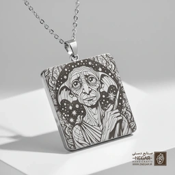 گردنبند طرح چهره دابی در قاب (حکاکی لیزری فایبر، مدل قاب مربع) کد 501791