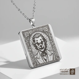 گردنبند طرح جوکر خندان (حکاکی لیزری فایبر، مدل قاب مربع) کد 502015