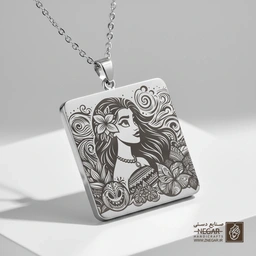 گردنبند طرح پرتره هنری موآنا (حکاکی لیزری فایبر، مدل قاب مربع) کد 502336