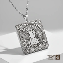 گردنبند طرح پپا پیگ - کلاسیک (حکاکی لیزری فایبر، مدل قاب مربع) کد 502597