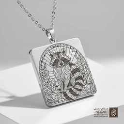 گردنبند طرح راکون در قاب دایره (حکاکی لیزری فایبر، مدل قاب مربع) کد 502757