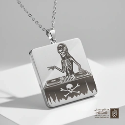 گردنبند طرح اسکلت دی‌جی (Skeleton DJ) (حکاکی لیزری فایبر، مدل قاب مربع) کد 503012