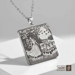 گردنبند طرح سفیدبرفی در جنگل جادویی (حکاکی لیزری فایبر، مدل قاب مربع) کد 503163