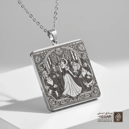 گردنبند طرح سفیدبرفی در قصر پادشاهی (حکاکی لیزری فایبر، مدل قاب مربع) کد 503173