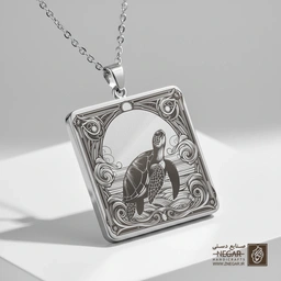 گردنبند طرح لاک‌پشت در قاب بیضی کلاسیک (حکاکی لیزری فایبر، مدل قاب مربع) کد 503681