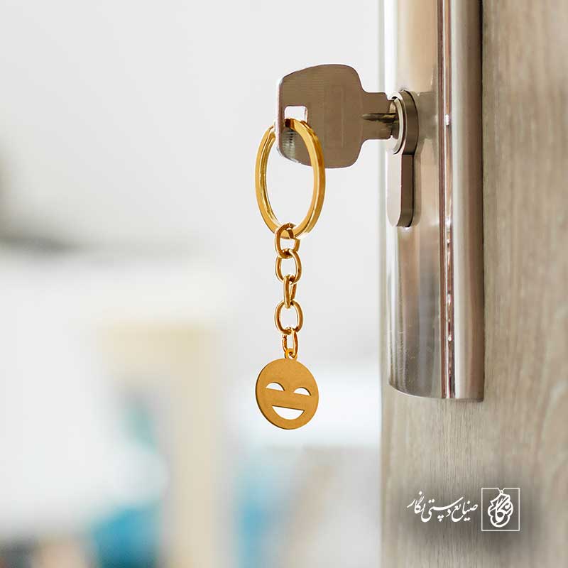 پلاک  ایموجی لبخند کد 40798